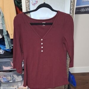 Old Navy Red Fitted 3/4 Sleeve Blouse
